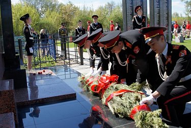 Память увековечена в гранитных плитах